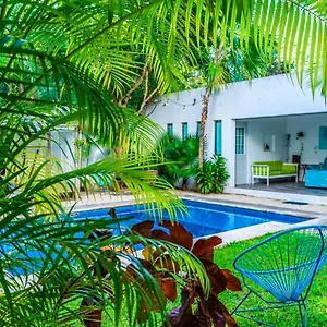Casa Borush By Ecoplaneta Cancún