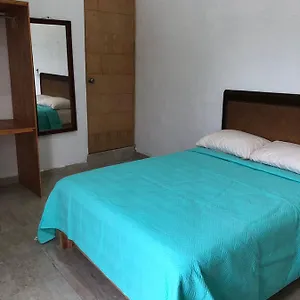 Airport Sleepy Bed & Breakfast